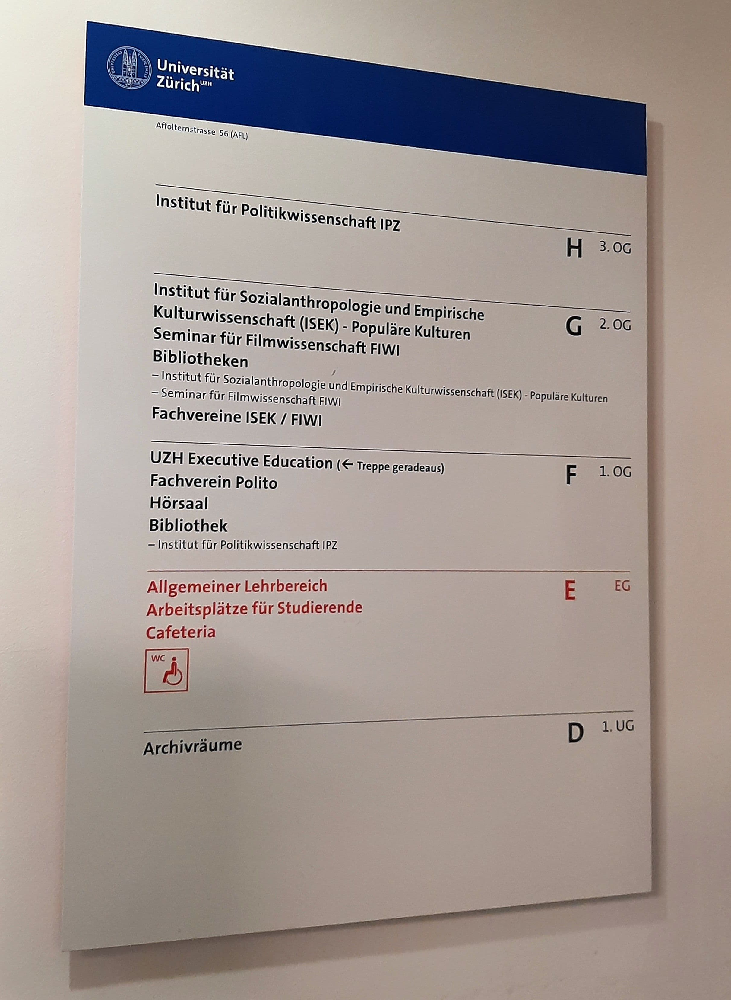 Institutsschild an der Universität Zürich