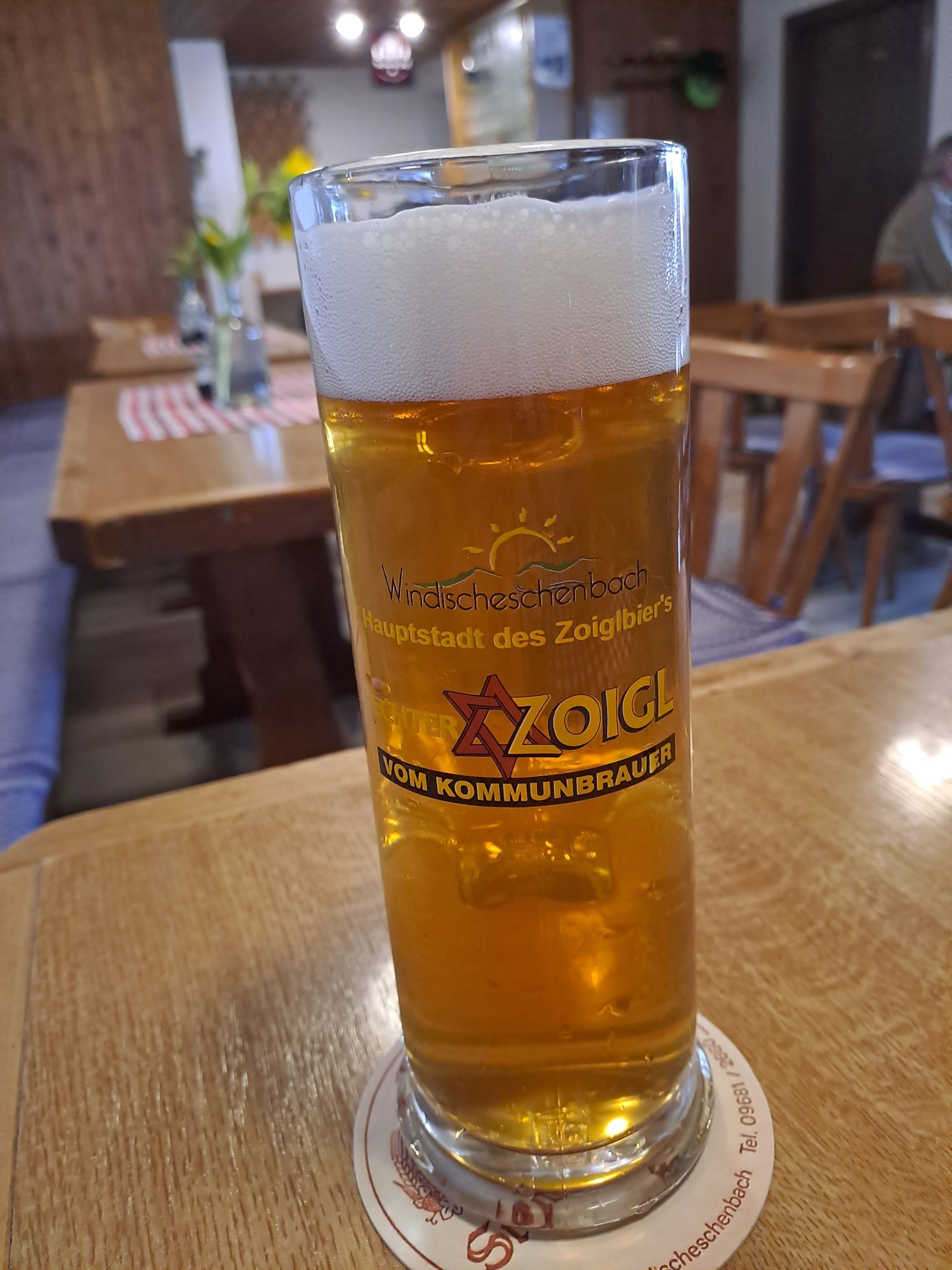 Abb. 8: „Flüssiges Gold“ – Der Zoigl (Windischeschenbach), Juli 2023. Foto: Rebecca Koller